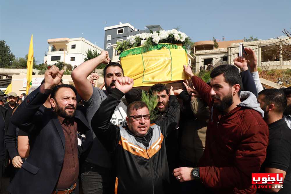 بالصور : تشييع الشهيد عباس أحمد خليل في بلدة السماعية الجنوبية 