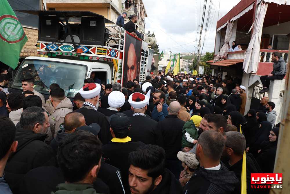 بالصور تشييع حاشد للشهيد محمد علي غبريس في بلدة طيردبا الجنوبية - الجزء الثاني 