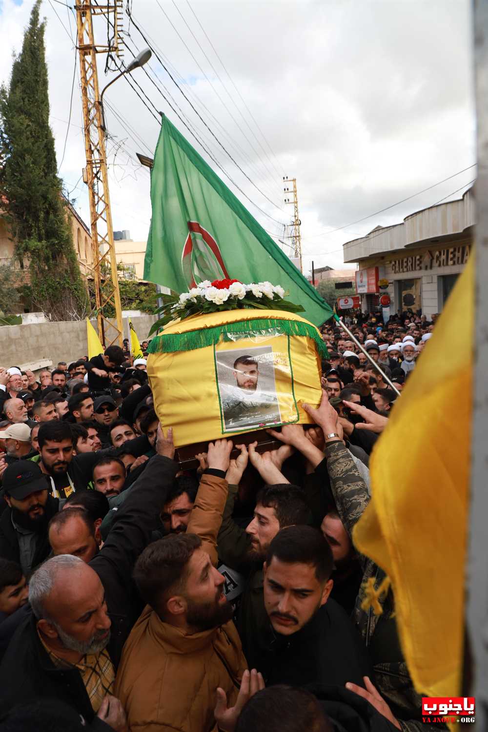 بالصور تشييع حاشد للشهيد محمد علي غبريس في بلدة طيردبا الجنوبية - الجزء الثاني 