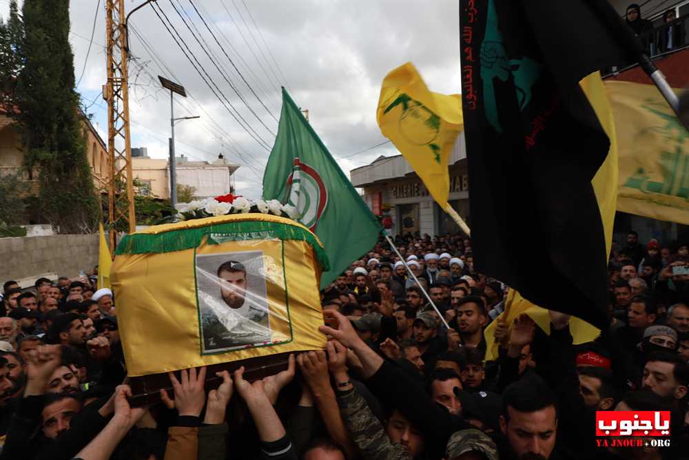 بالصور تشييع حاشد للشهيد محمد علي غبريس في بلدة طيردبا الجنوبية - الجزء الثاني 