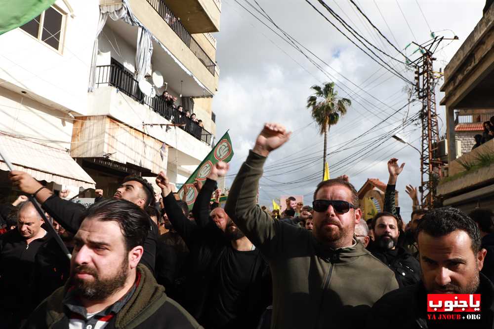 بالصور تشييع حاشد للشهيد محمد علي غبريس في بلدة طيردبا الجنوبية - الجزء الثاني 