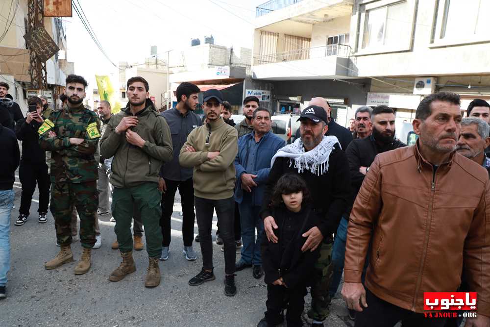 بالصور تشييع حاشد للشهيد محمد علي غبريس في بلدة طيردبا الجنوبية - الجزء الثاني 