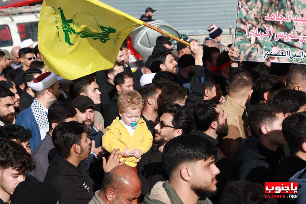 بالصور تشييع حاشد للشهيد محمد علي غبريس في بلدة طيردبا الجنوبية - الجزء الثاني 