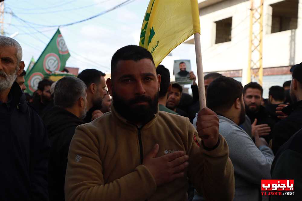 بالصور تشييع حاشد للشهيد محمد علي غبريس في بلدة طيردبا الجنوبية - الجزء الثاني 