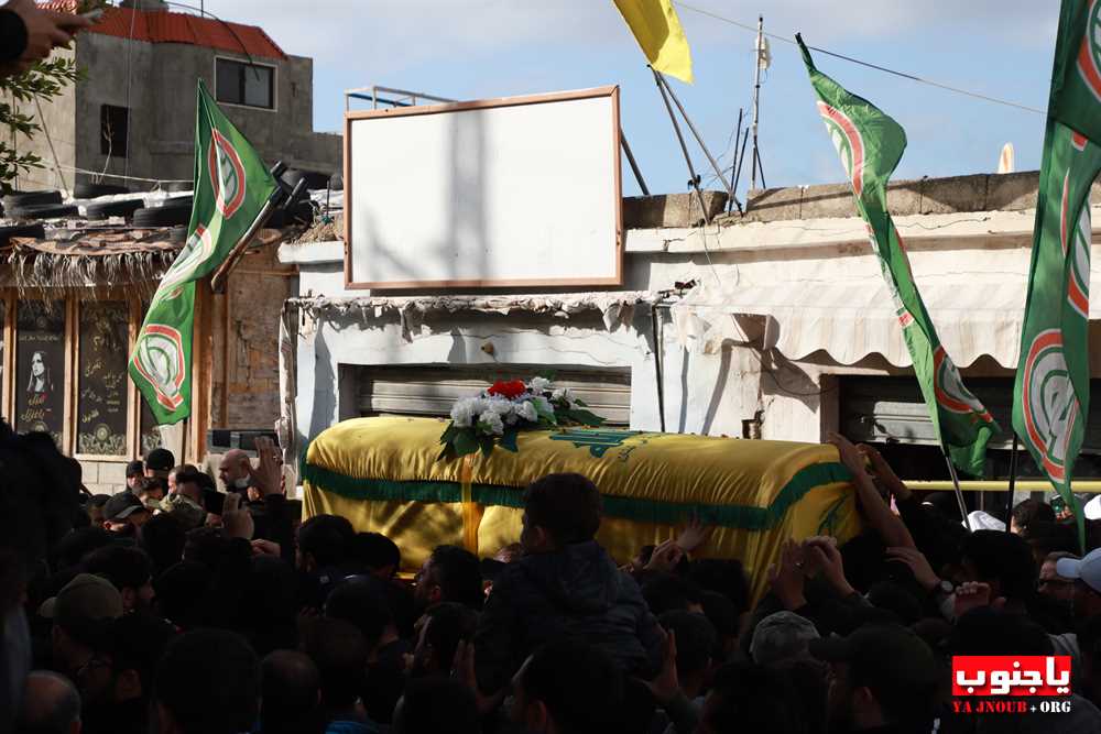 بالصور تشييع حاشد للشهيد محمد علي غبريس في بلدة طيردبا الجنوبية - الجزء الثاني 