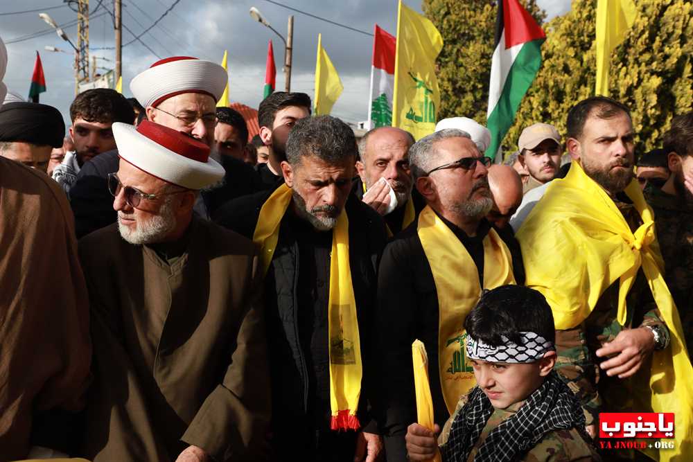 بالصور تشييع حاشد للشهيد محمد علي غبريس في بلدة طيردبا الجنوبية - الجزء الثاني 