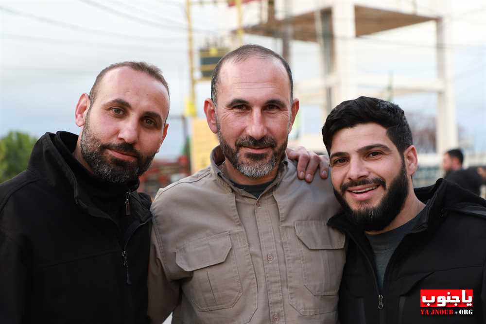 بالصور تشييع حاشد للشهيد محمد علي غبريس في بلدة طيردبا الجنوبية - الجزء الثاني 