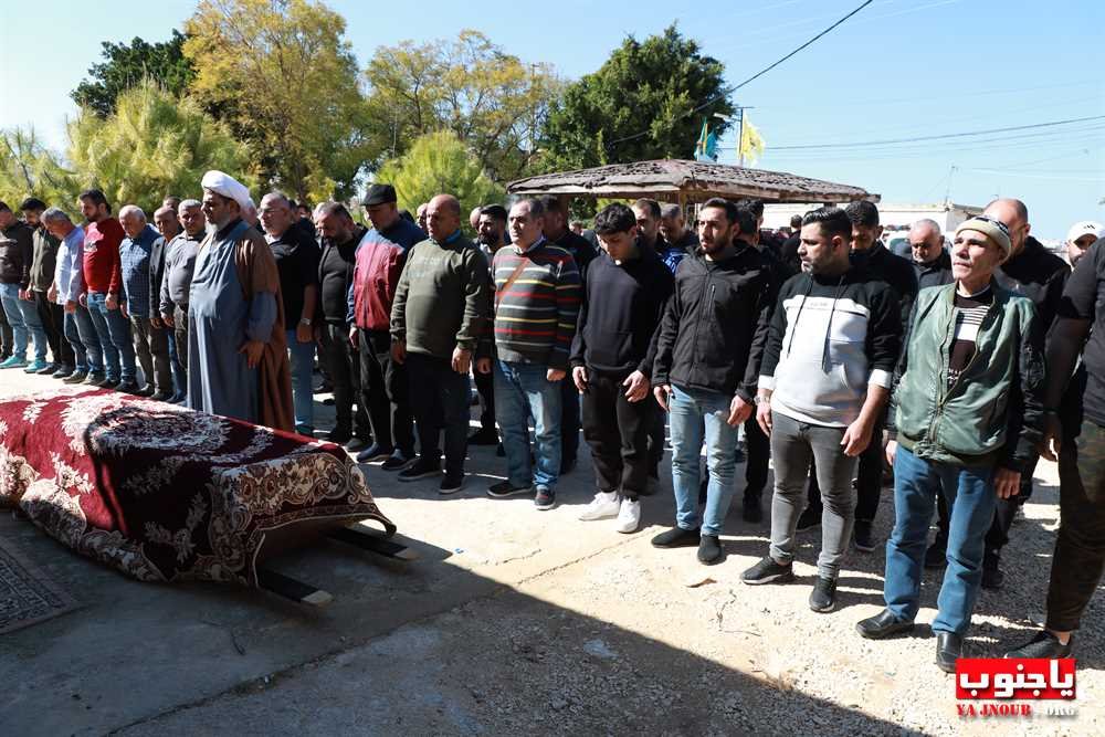 بلدة طيردبا شيعت الفقيدة الغالية المرحومة نعماة حسن شور / ام محمود شحادة الى مثواها الأخير 