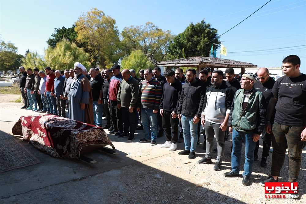 بلدة طيردبا شيعت الفقيدة الغالية المرحومة نعماة حسن شور / ام محمود شحادة الى مثواها الأخير 