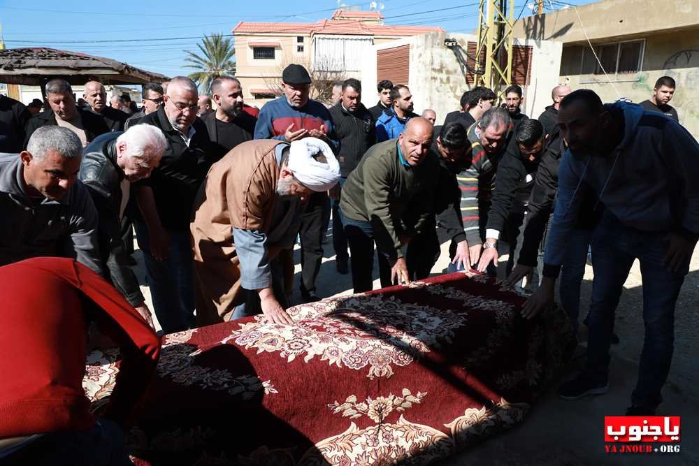 بلدة طيردبا شيعت الفقيدة الغالية المرحومة نعماة حسن شور / ام محمود شحادة الى مثواها الأخير 