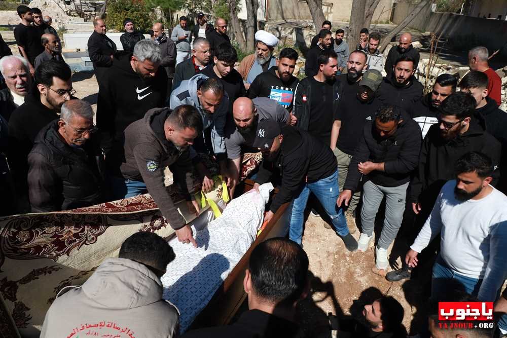 بلدة طيردبا شيعت الفقيدة الغالية المرحومة نعماة حسن شور / ام محمود شحادة الى مثواها الأخير 