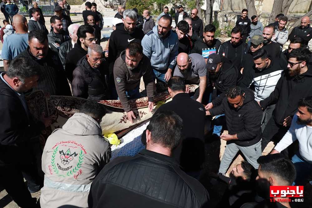 بلدة طيردبا شيعت الفقيدة الغالية المرحومة نعماة حسن شور / ام محمود شحادة الى مثواها الأخير 