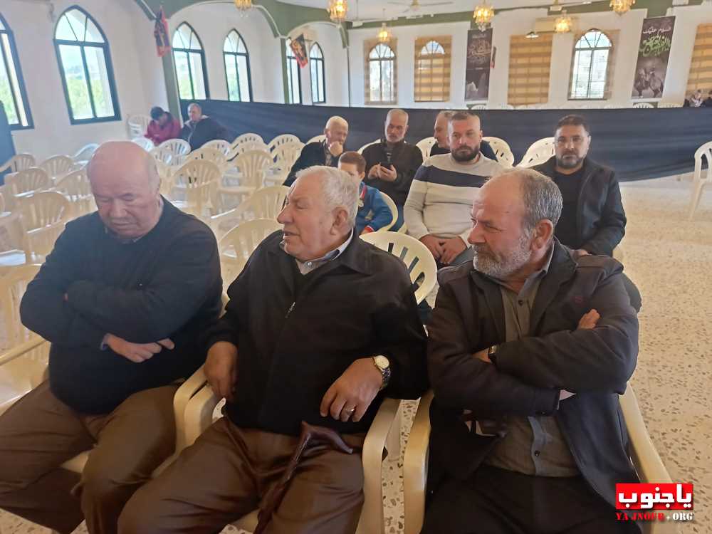 بلدة طربيخا شيعت الفقيدة الغالية الحاجة سكنة عبد الحسن فقية (إم سليمان الغول) الى مثواها الأخير في جبانة بلدة المعشوق _صور تصوير : وسام حسن