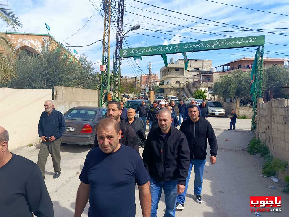 بلدة طربيخا شيعت الفقيدة الغالية الحاجة سكنة عبد الحسن فقية (إم سليمان الغول) الى مثواها الأخير في جبانة بلدة المعشوق _صور تصوير : وسام حسن