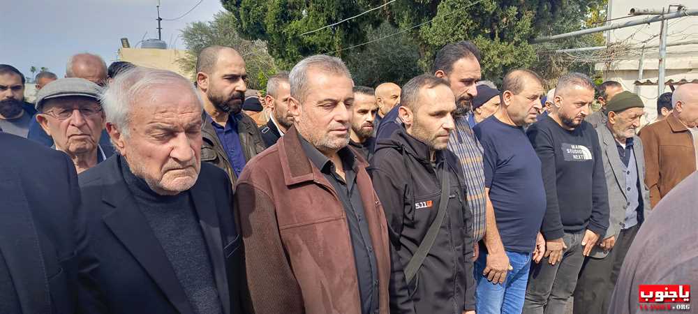 بلدة طربيخا شيعت الفقيدة الغالية الحاجة سكنة عبد الحسن فقية (إم سليمان الغول) الى مثواها الأخير في جبانة بلدة المعشوق _صور تصوير : وسام حسن