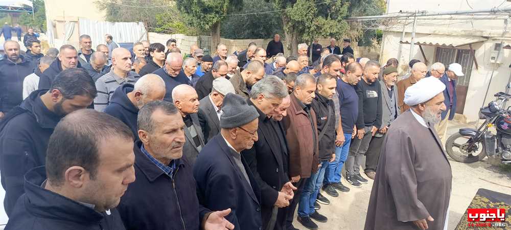 بلدة طربيخا شيعت الفقيدة الغالية الحاجة سكنة عبد الحسن فقية (إم سليمان الغول) الى مثواها الأخير في جبانة بلدة المعشوق _صور تصوير : وسام حسن