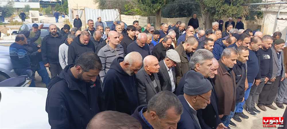 بلدة طربيخا شيعت الفقيدة الغالية الحاجة سكنة عبد الحسن فقية (إم سليمان الغول) الى مثواها الأخير في جبانة بلدة المعشوق _صور تصوير : وسام حسن