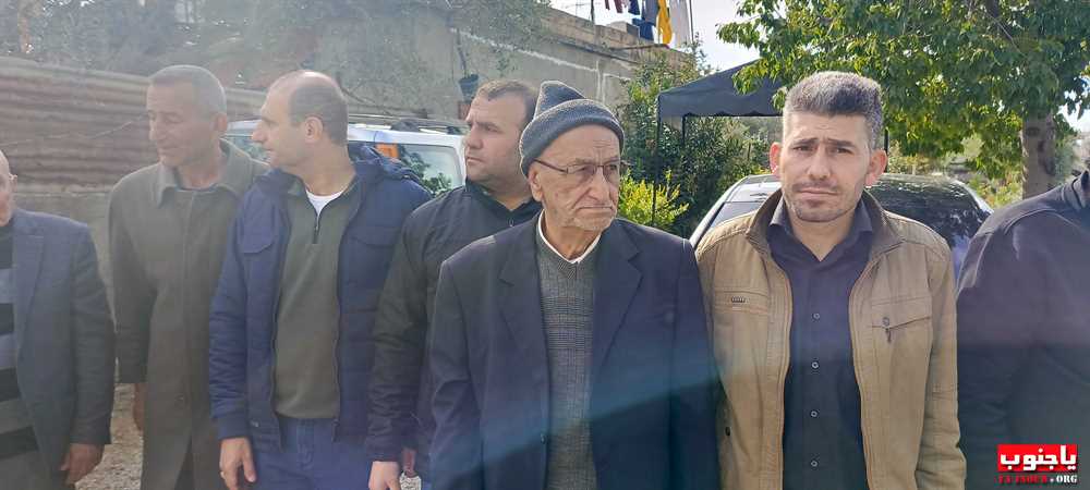 بلدة طربيخا شيعت الفقيدة الغالية الحاجة سكنة عبد الحسن فقية (إم سليمان الغول) الى مثواها الأخير في جبانة بلدة المعشوق _صور تصوير : وسام حسن