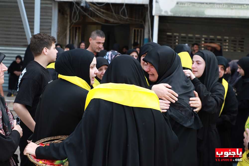 بلدة الصرفند الجنوبية : استقبال الشهيد محمد خليل عطيه في منزله  