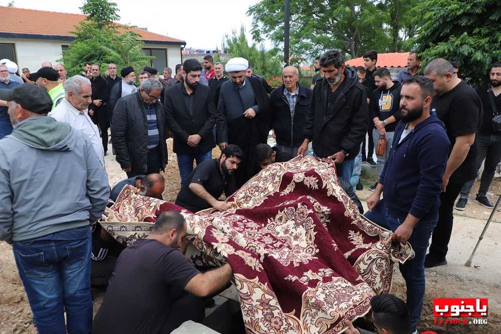 بلدة طيردبا الجنوبية شيعت الفقيدة الغالية المرحومة الحاجة خديجة فتوني (ام حيدر حمود) الى مثواها الأخير 