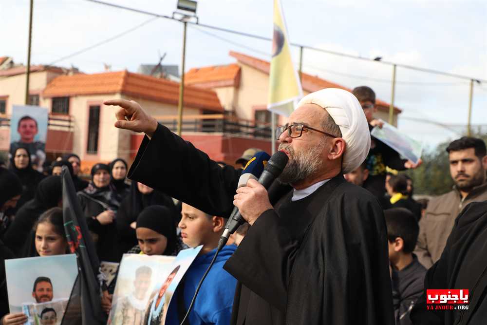 حزب الله و جمهور المقاومة يشيعون شهداء بلدة باتوليه الجنوبية 