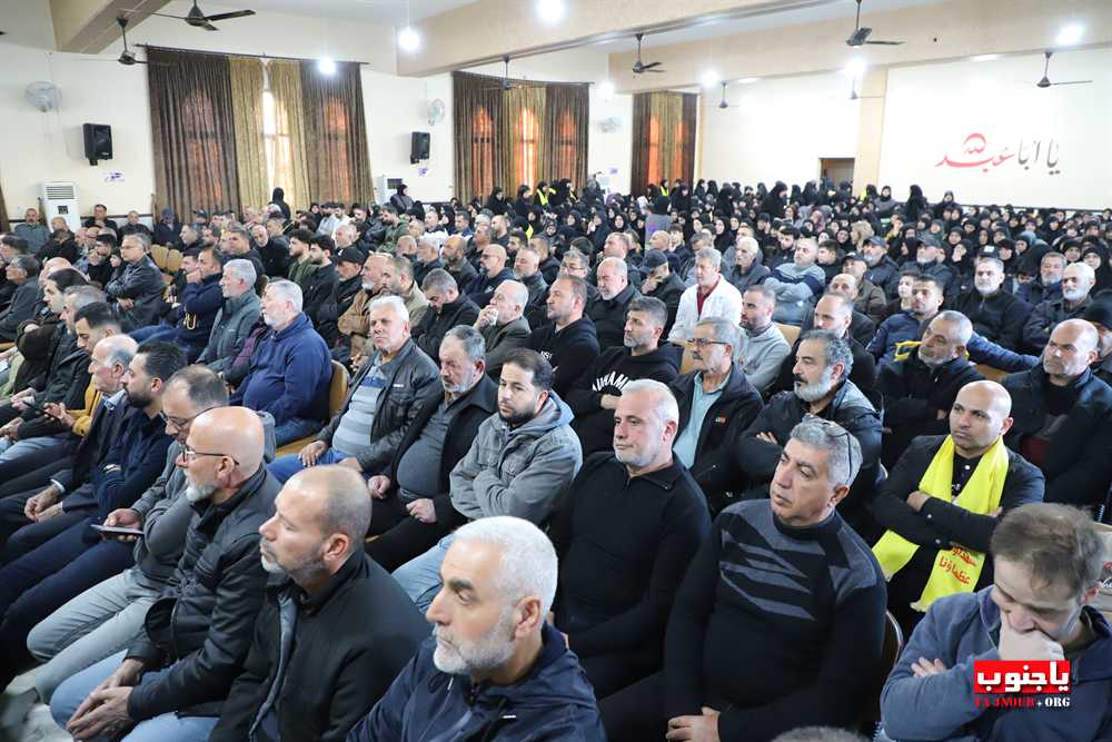 طيردبا : مجلس عزاء حسيني و تقبل التهاني و التبريكات بشهداء طيردبا على طريق القدس في حسينية السيدة زينب ع 