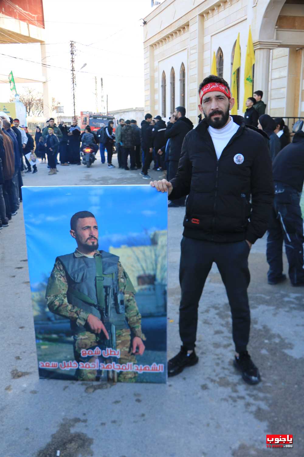 لقطات : بلدة طيردبا شيعت الشهيدين المجاهدين على طريق القدس عدنان يونس يونس و علي محمد زيات  