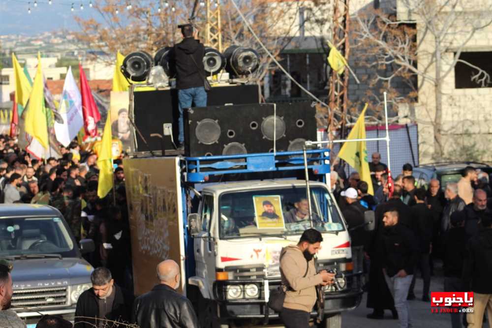 لقطات مصورة من تشييع القائد الجهادي الكبير  الحاج حسين علي هزيمة 