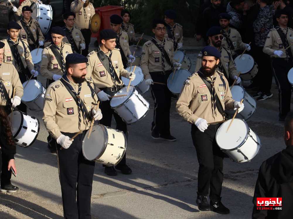 لقطات مصورة من تشييع القائد الجهادي الكبير  الحاج حسين علي هزيمة 