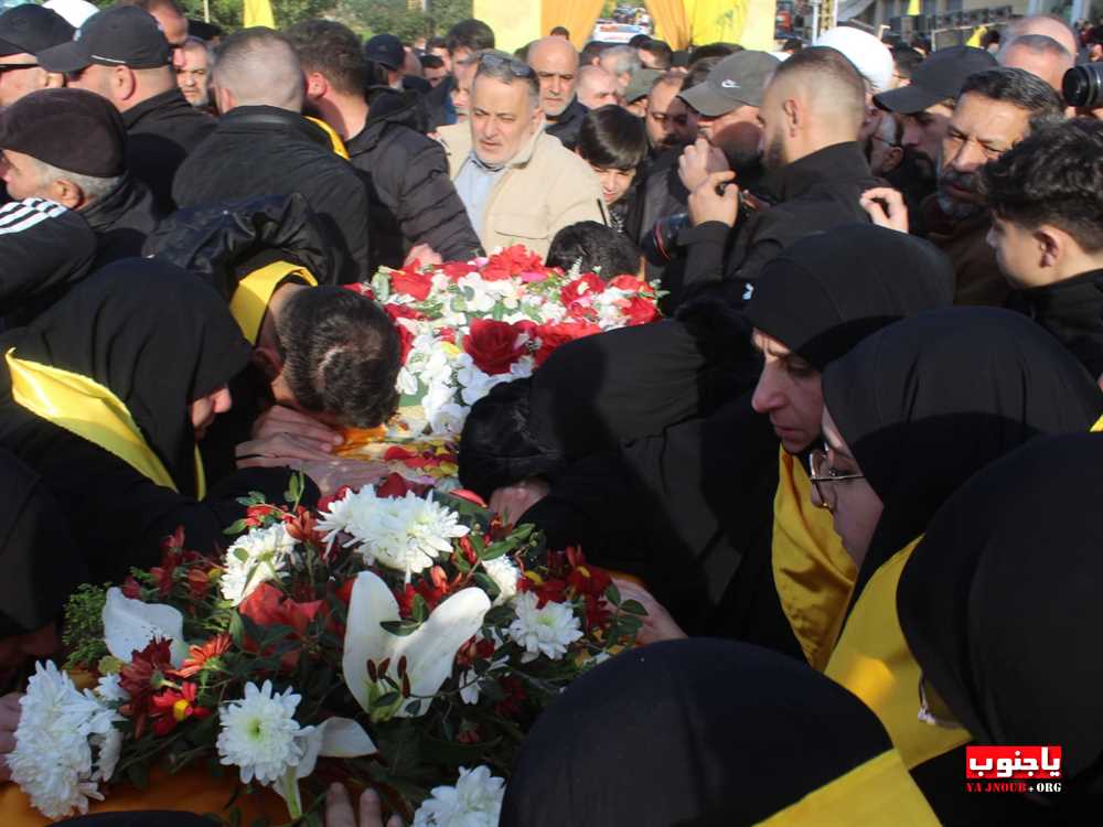 لقطات مصورة من تشييع القائد الجهادي الكبير  الحاج حسين علي هزيمة 