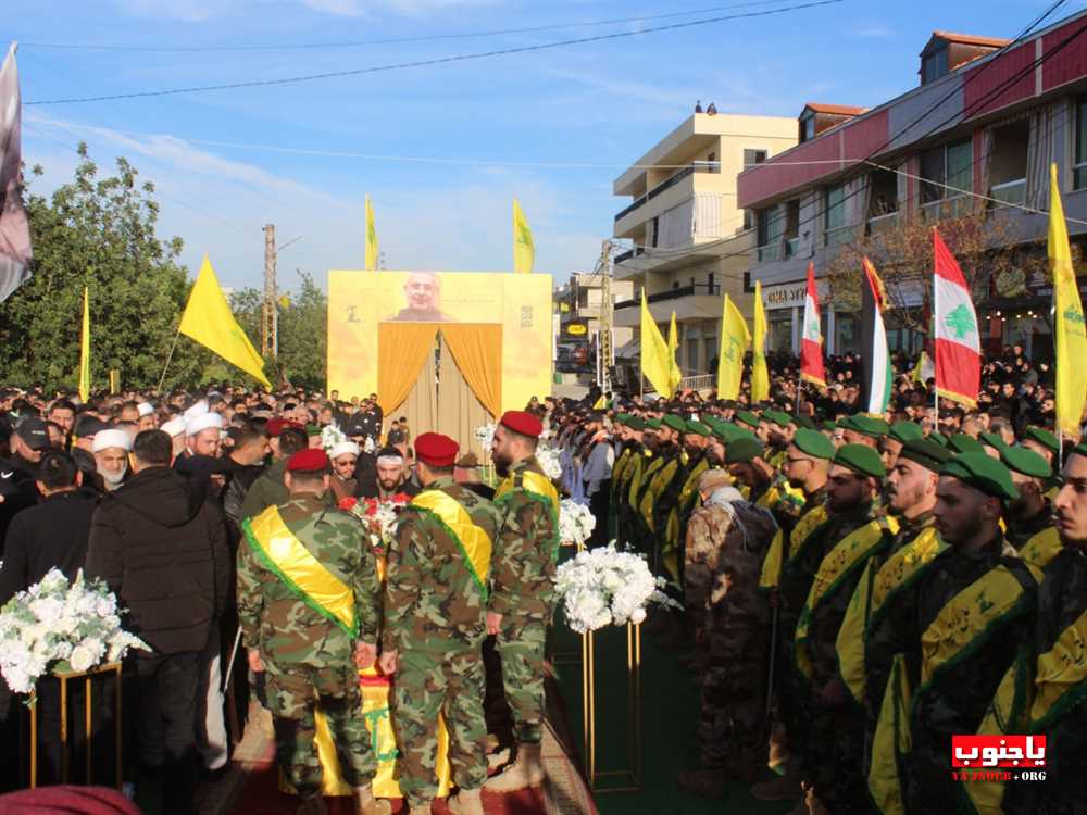 لقطات مصورة من تشييع القائد الجهادي الكبير  الحاج حسين علي هزيمة 