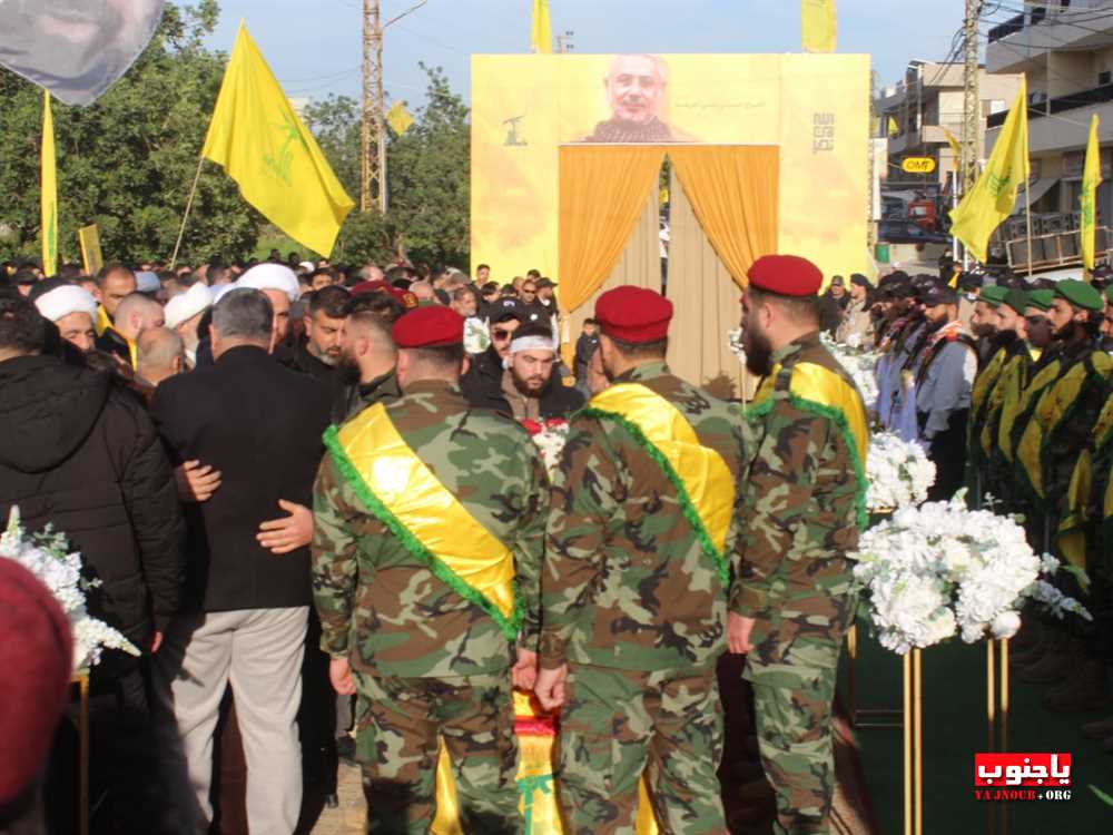 لقطات مصورة من تشييع القائد الجهادي الكبير  الحاج حسين علي هزيمة 