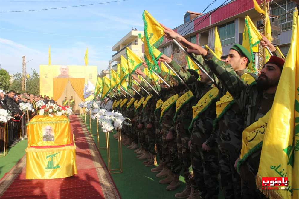 لقطات مصورة من تشييع القائد الجهادي الكبير  الحاج حسين علي هزيمة 