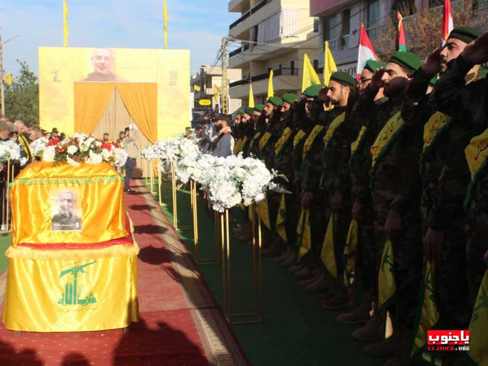 لقطات مصورة من تشييع القائد الجهادي الكبير  الحاج حسين علي هزيمة 