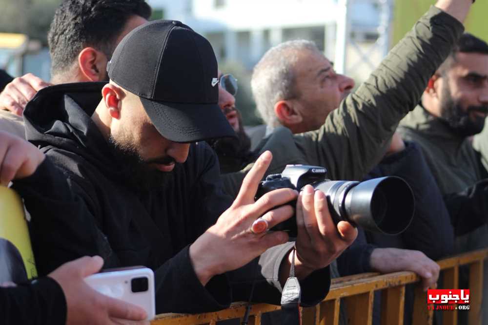 لقطات مصورة من تشييع القائد الجهادي الكبير  الحاج حسين علي هزيمة 