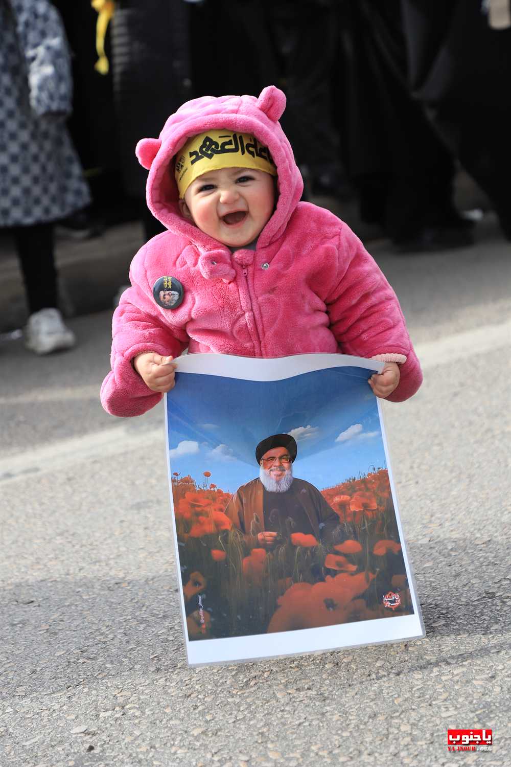 وداع مليوني في تشييع القائد التاريخي السيد حسن نصر الله  والسيد هاشم صفي الدين في بيروت  الجزء الثالث