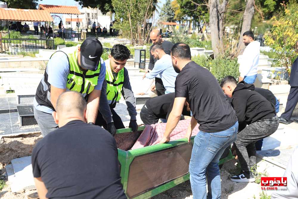 بلدة طيردبا الجنوبية شيعت الفقيدة الغالية المرحومة الحاجة فاطمة يونس يونس 