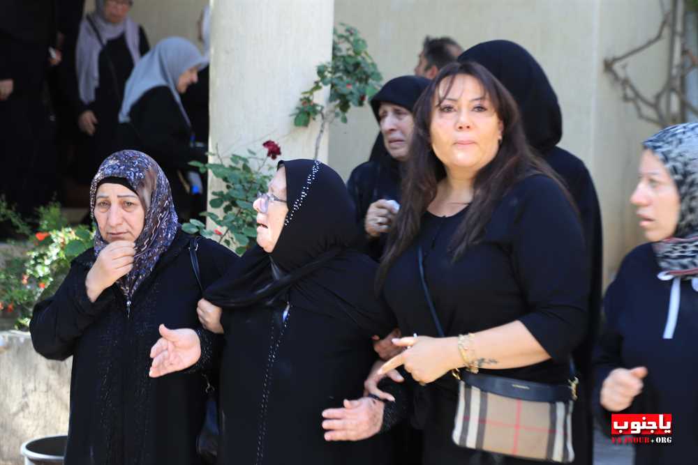 بلدة ديرقانون النهر الجنوبية شيعت فقيدة الصبا المرحومة جنى جلال حريري الى مثواها الأخير 