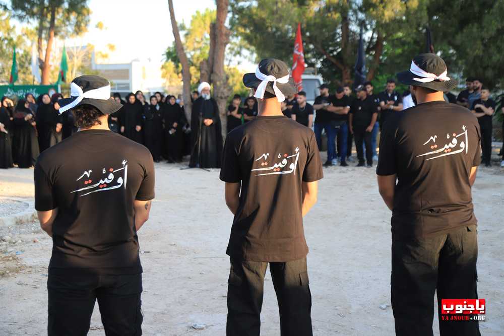 طيردبا مراسم رفع الراية الحسينية في باحة روضة الش@داء 