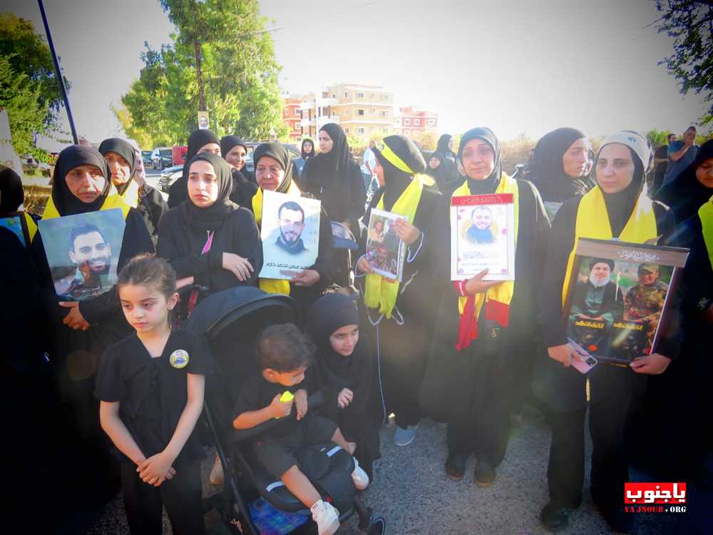 لقطات مصورة من المسيرة العاشورائية والولائية لأبا عبدالله الحسين عليه السلام في بلدة عدلون الجنوبية