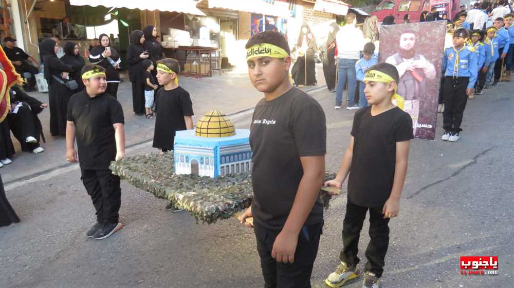 لقطات مصورة من المسيرة العاشورائية والولائية لأبا عبدالله الحسين عليه السلام في بلدة عدلون الجنوبية