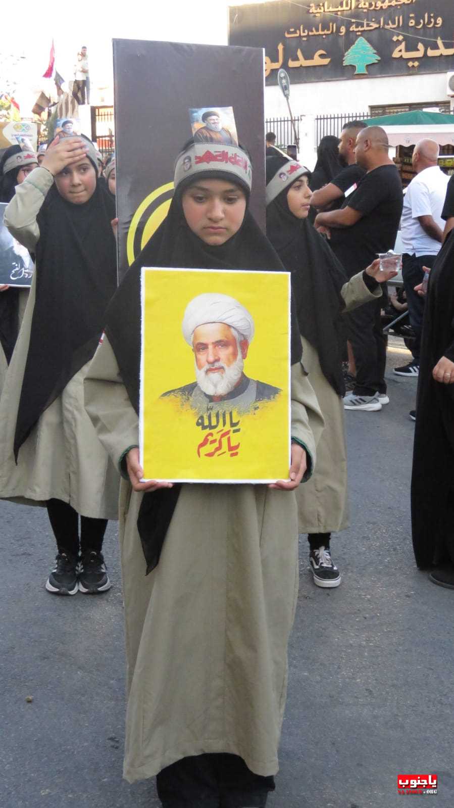 لقطات مصورة من المسيرة العاشورائية والولائية لأبا عبدالله الحسين عليه السلام في بلدة عدلون الجنوبية