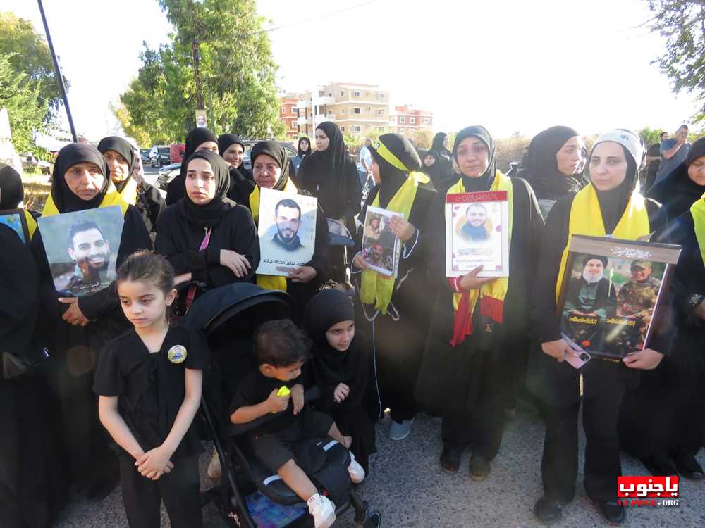 لقطات مصورة من المسيرة العاشورائية والولائية لأبا عبدالله الحسين عليه السلام في بلدة عدلون الجنوبية