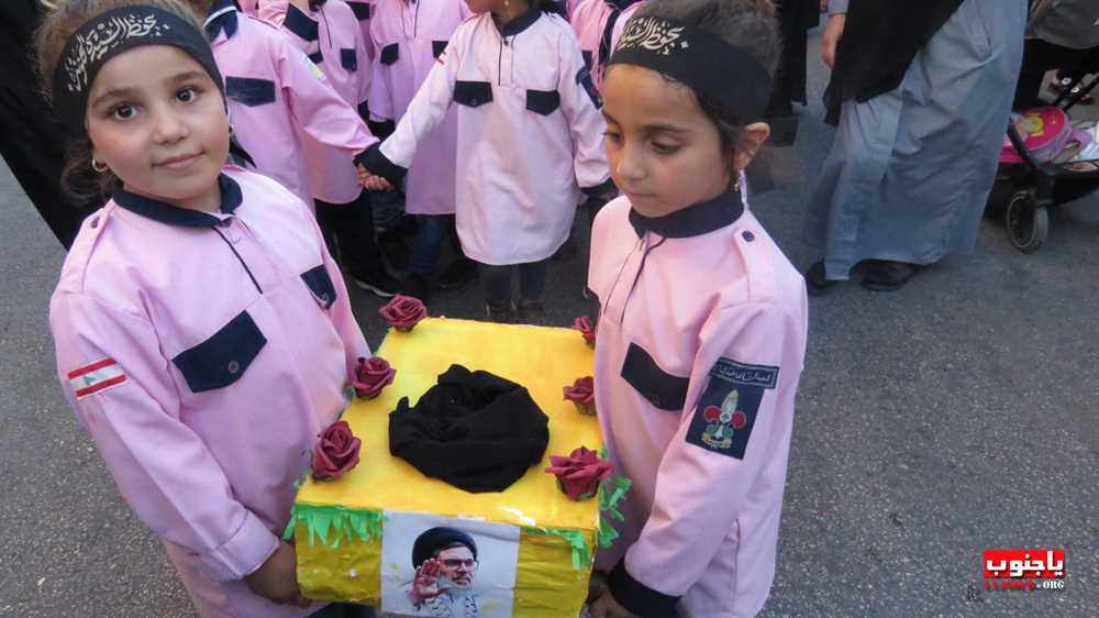 لقطات مصورة من المسيرة العاشورائية والولائية لأبا عبدالله الحسين عليه السلام في بلدة عدلون الجنوبية