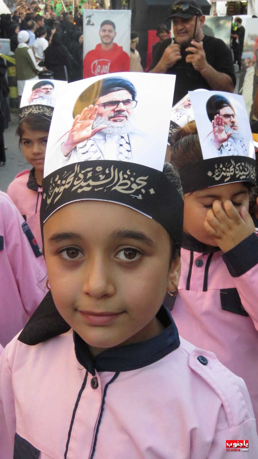 لقطات مصورة من المسيرة العاشورائية والولائية لأبا عبدالله الحسين عليه السلام في بلدة عدلون الجنوبية