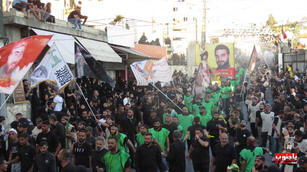لقطات مصورة من المسيرة العاشورائية والولائية لأبا عبدالله الحسين عليه السلام في بلدة عدلون الجنوبية