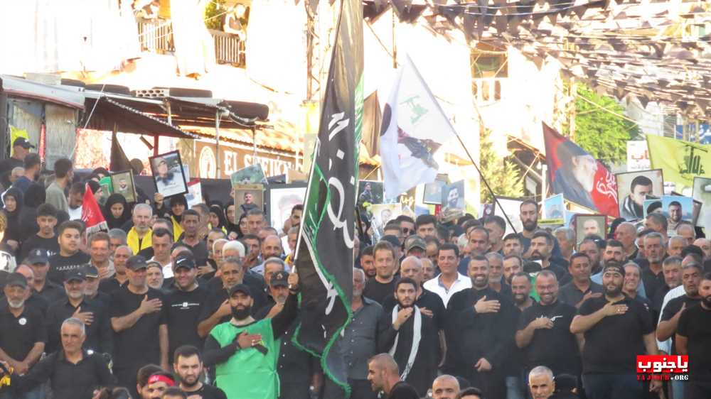 لقطات مصورة من المسيرة العاشورائية والولائية لأبا عبدالله الحسين عليه السلام في بلدة عدلون الجنوبية