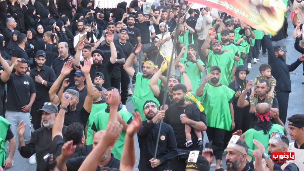 لقطات مصورة من المسيرة العاشورائية والولائية لأبا عبدالله الحسين عليه السلام في بلدة عدلون الجنوبية