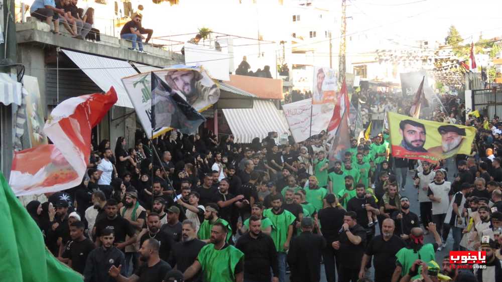 لقطات مصورة من المسيرة العاشورائية والولائية لأبا عبدالله الحسين عليه السلام في بلدة عدلون الجنوبية